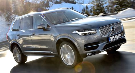 Volvo announces updates for model year 2017