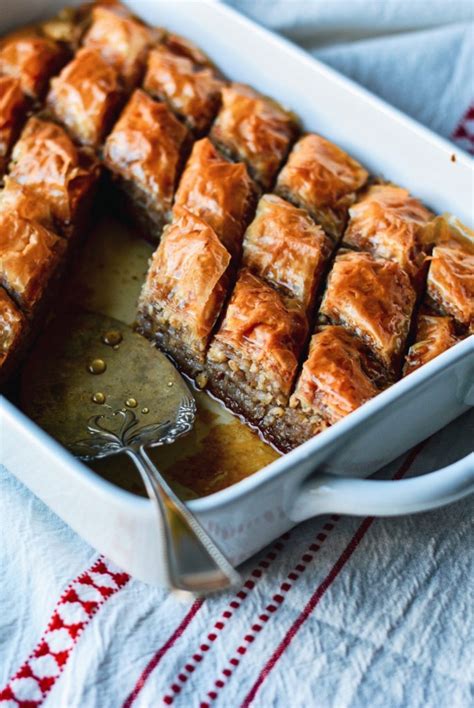 Easy Baklava - UncomplicatedChef