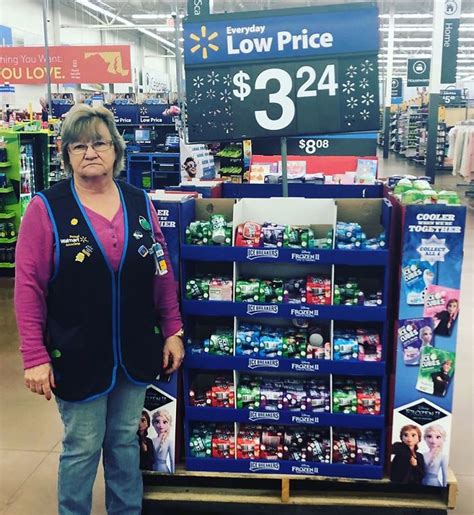 This Lady Works At Walmart, Poses With Its Products For Store’s Local FB Page And People Love ...