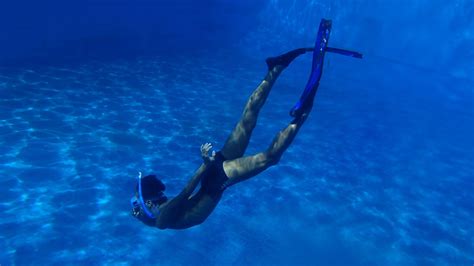 Skin Diving | Skin diving, Diving, Bamf