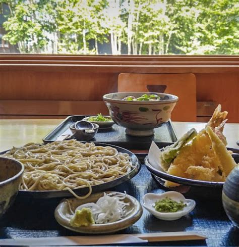 Your dining guide in Niseko, featuring the best restaurants to try in 2019