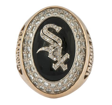 Lot Detail - 2005 Chicago White Sox World Series Champions Ring With Original Presentation Box ...