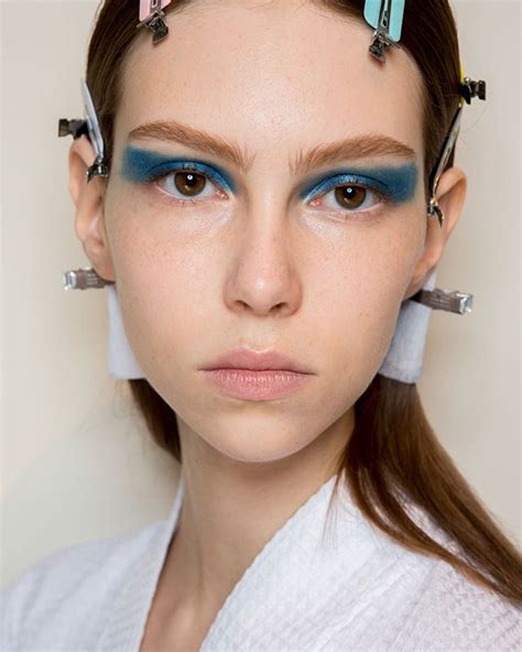 Best Makeup Trends, Looks: NYFW Spring/Summer 2017, All About The Eyes, Vibrant Eyeliner ...