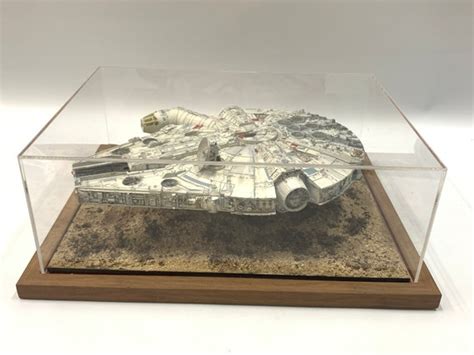 Diorama Millennium Falcon Star Wars. - Etsy