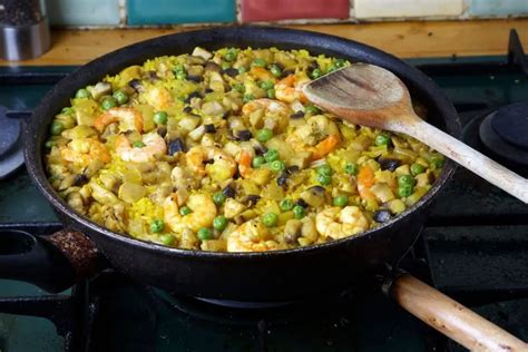 Can You Cook Paella In A Frying Pan? – topfoodinfo.com