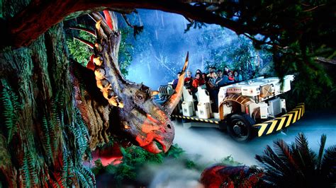 DINOSAUR | Animal Kingdom Attractions | Walt Disney World Resort