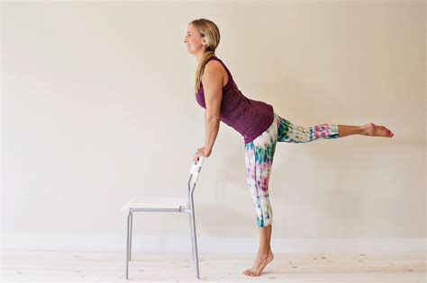 You Can Do This 20-Minute Barre Workout at Home With Just a Chair ...