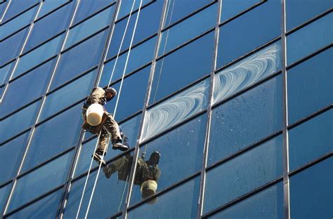 Easiest way to clean window screens? - Skyscraper Window Cleaning