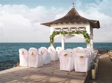 6 Best Caribbean Wedding Resorts | Destination Weddings