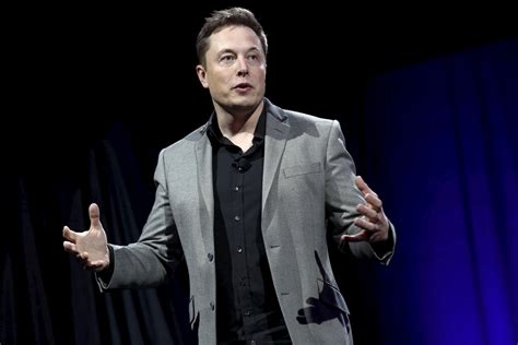 Elon Musk: Mars mission plans are coming in early 2016, but World War 3 ...