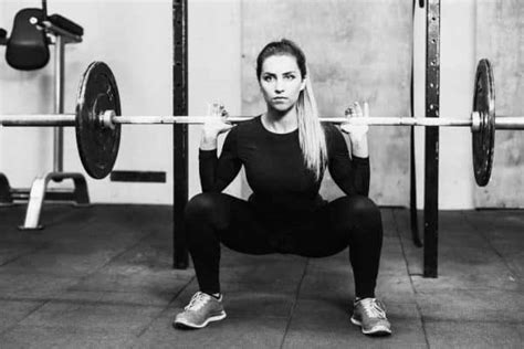 5 Best Squat Rack Exercises for Glutes (and Benefits of Glute Training ...