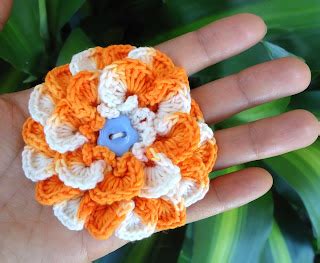Design By Alexandra: Crochet Flower Brooches - Heklanje Cvetnog Broša