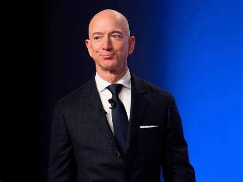 Jeff Bezos becomes world's first $200 billion man