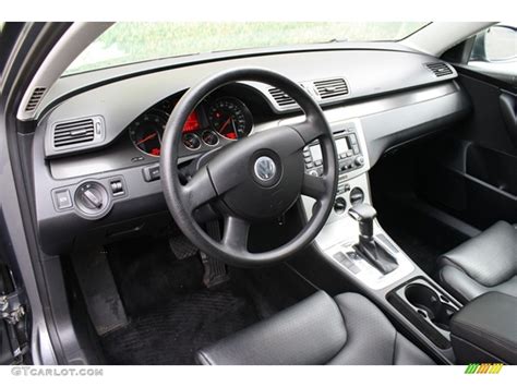 Black Interior 2007 Volkswagen Passat 2.0T Wagon Photo #71378584 | GTCarLot.com