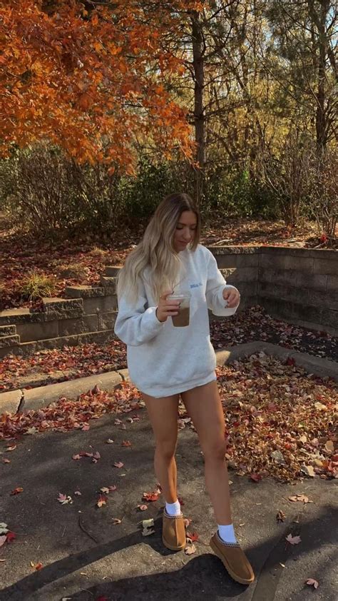 Trendy fall outfit : fall aesthetic 🤎☕️ | Early fall outfit, Casual school outfits, Trendy fall ...