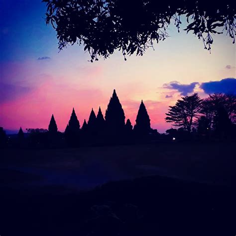 Sunset in prambanan/ atardecer en prambanan/ tramonto a prambanan ...