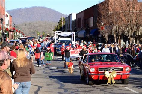 Franklin’s Annual Christmas Parade | Christmas parade, Parades, Franklin