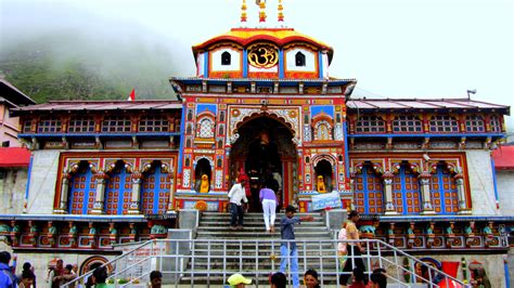 Badrinath Temple Wallpapers - Wallpaper Cave