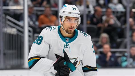 Mario Ferraro reveals goal for Sharks heading into 2022-23 NHL season