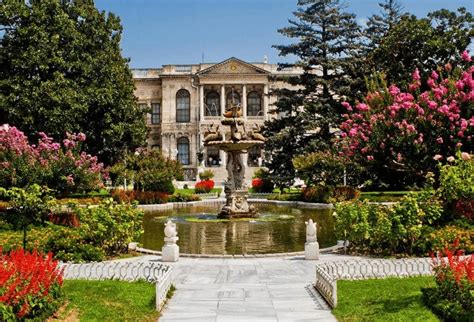 Dolmabahce Palace Palace Attraction | TravelShop Booking