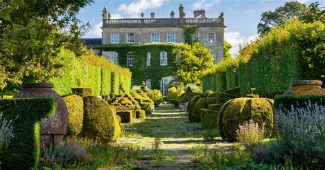 Highgrove Gardens - Cotswolds