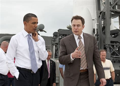 SpaceX's Elon Musk turns talk from politics to Mars