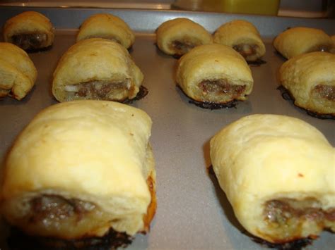 Aussie Sausage Rolls