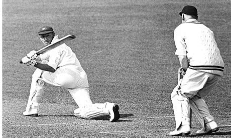 Cricket Gloden Moments: Don Bradman batting during the 1938 Ashes series.