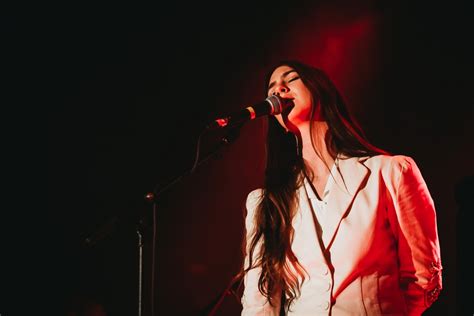 Weyes Blood dazzles in red and aqua live in London