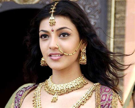 Awesome Actress Photos: Kajal Agarwal Hot In Magadheera