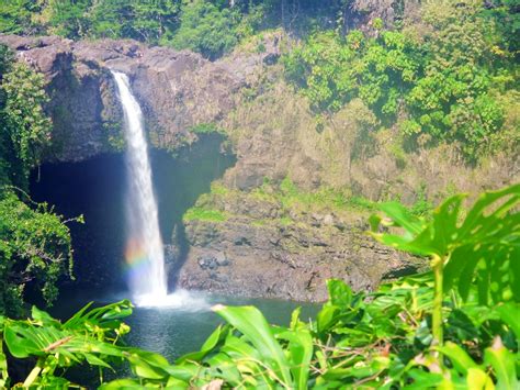 American Travel Journal: Rainbow Falls State Park - Hilo, Hawaii