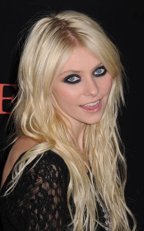 Taylor Momsen summary | Film Actresses