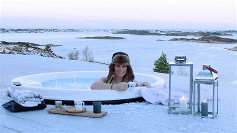 The Best Way to Fill Your Hot Tub in Winter