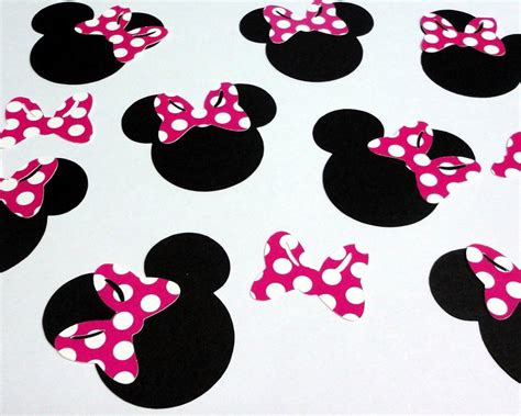 Minnie Mouse Polka Dot Wallpaper