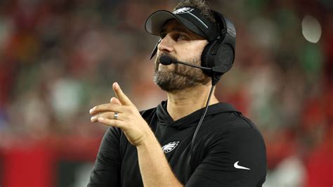 Eagles vs. Bucs 10 Observations: Weird Stuff Happening? | Yardbarker