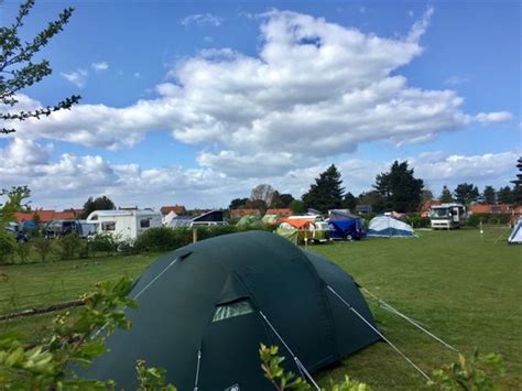 Campsites in Norfolk - Burnham Deepdale - Deepdale Backpackers ...