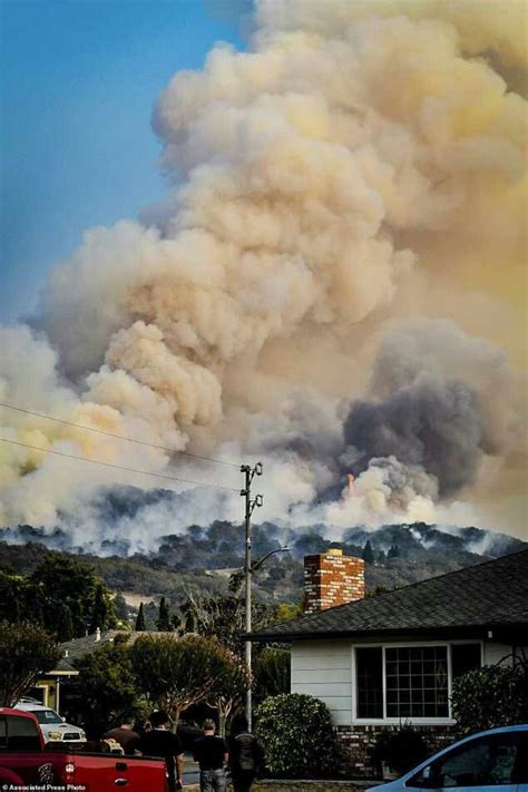 Shocking Images From The Aftermath Of California's Wildfires - Foreign Affairs - Nigeria