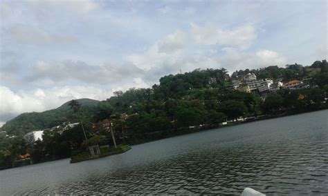 Kandy Lake Kandy Kandi, Sri Lanka, Lake, River, Outdoor, Beautiful ...