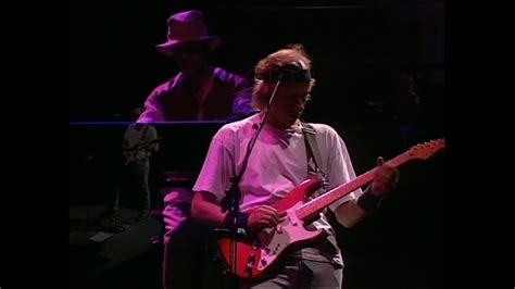 Dire Straits - Local Hero/Wild Theme - LIVE! (from On the Night DVD ...