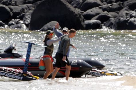 Mark Zuckerberg hits the beach in Hawaii for more surfing