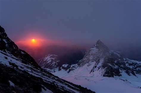 Solstice Sunrise on Mt. Rainier : r/Seattle