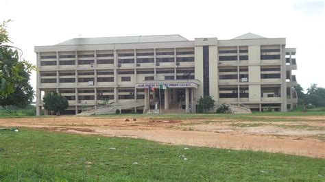 amazing viewpoints: Beautiful pictures of Nnamdi Azikiwe University, Awka.