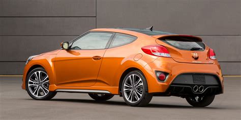 2016 Hyundai Veloster | Consumer Guide Auto