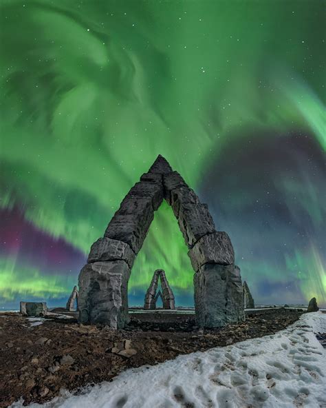 Vivid Photographs by Cari Letelier Follow the Aurora Borealis Across Iceland’s Night Sky - Helen ...