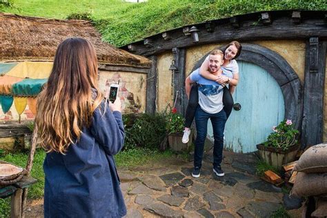 Hobbiton Movie Set day tour From Auckland