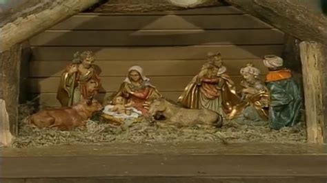 Mr Bean - Nativity Scene -- Krippenspiel | The nativity story, Nativity ...