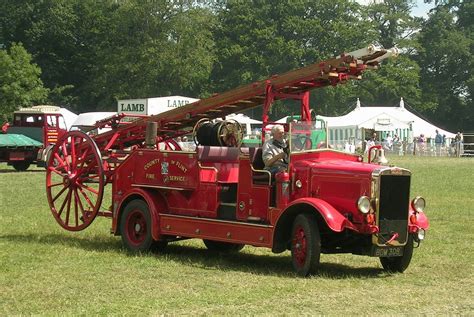 Vintage Fire Engine | Bob Henry Photography | Flickr