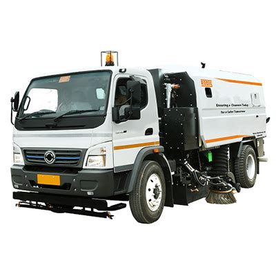 Mechanised Road Sweeping Machine – For Cleaner & Safer Roads - India