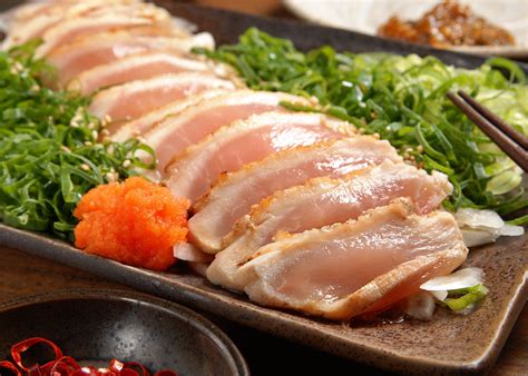 Where to eat raw chicken sashimi (or torisashi) in Tokyo, Japan