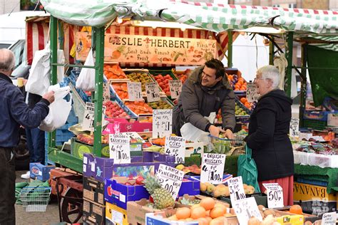 Herbert’s fruit and salad - a market stall dynasty | Roman Road LDN